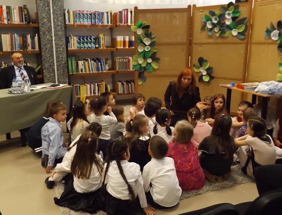 88064728 3091408974227316 155401966992752640 n